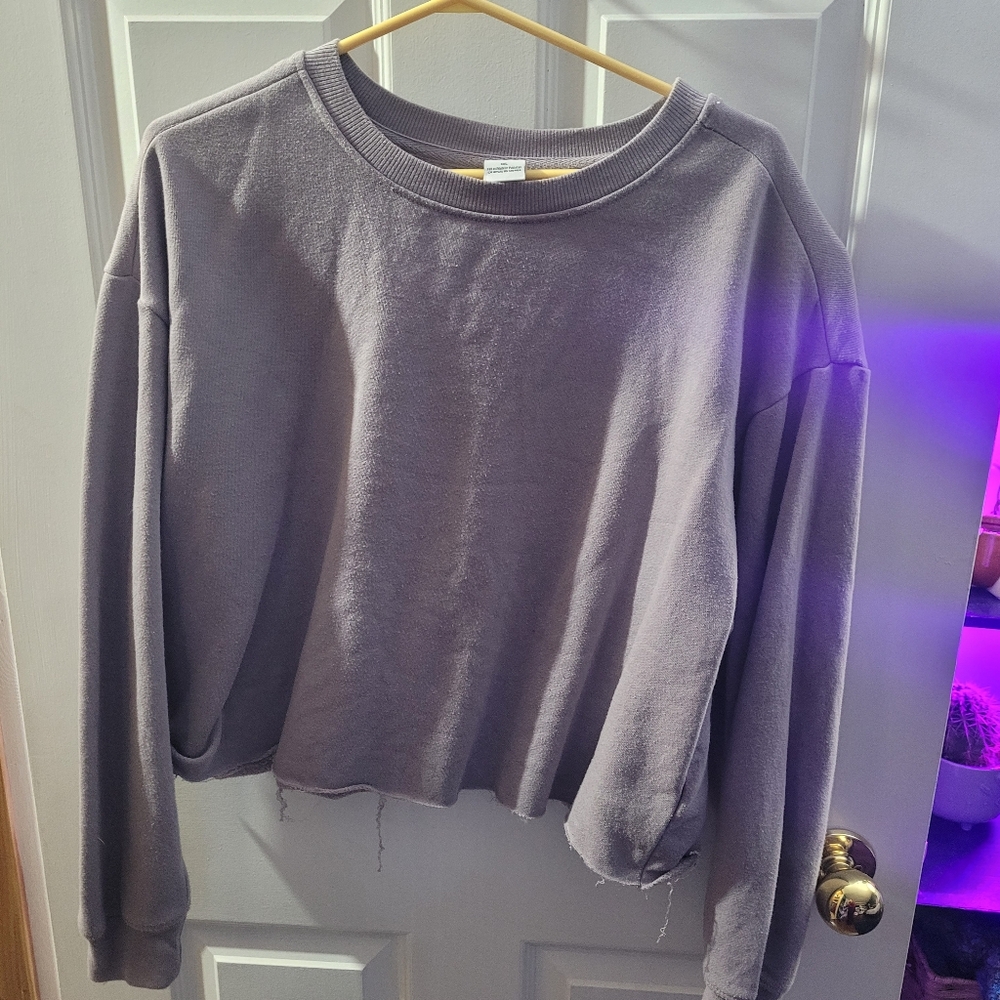 Slightly cropped crewneck